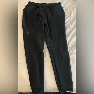 Nike Tech Fleece Pants Black, SIZE - Medium